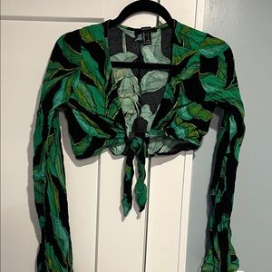Forever 21 Green Leaf-Print Tie Front Crop Top